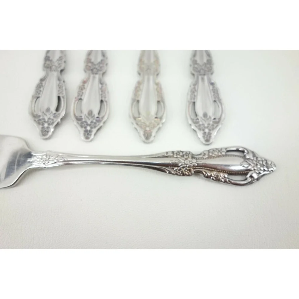 5 - Oneida Distinction Deluxe RAPHAEL Glossy Stainless‎ Flatware SALAD FORKS
